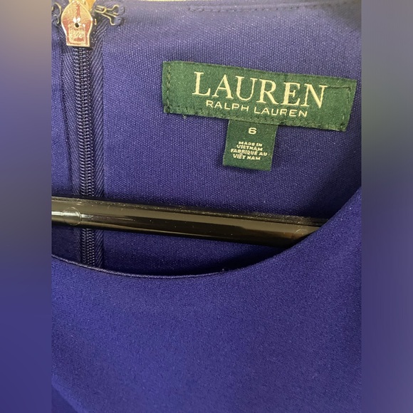 Lauren Ralph Lauren Women Blue Stretch
Crew-Neck Bell-Sleeve Cocktail Dress - Picture 2 of 5